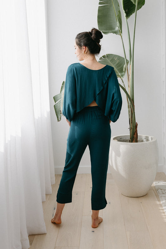 Model in the Flowy Lounge top and Tapered Lounge Pants Set